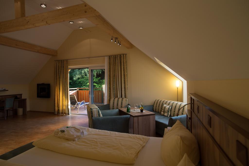 Wald-Hotel Heppe Dammbach Quarto foto