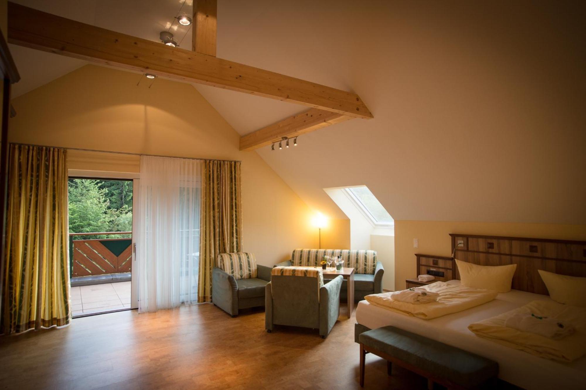 Wald-Hotel Heppe Dammbach Quarto foto