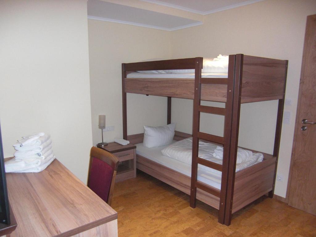 Wald-Hotel Heppe Dammbach Quarto foto